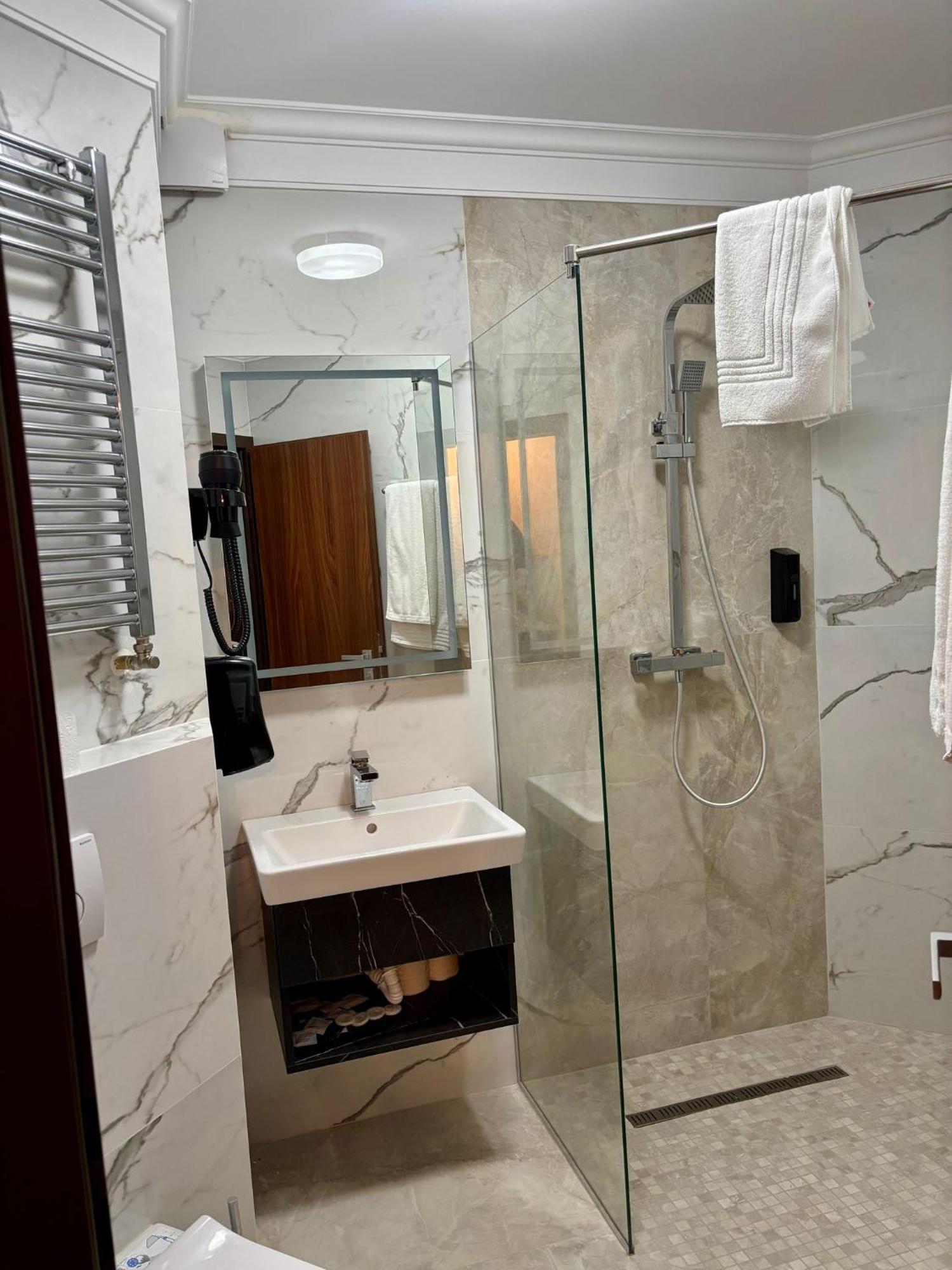Hotel President Arad Extérieur photo